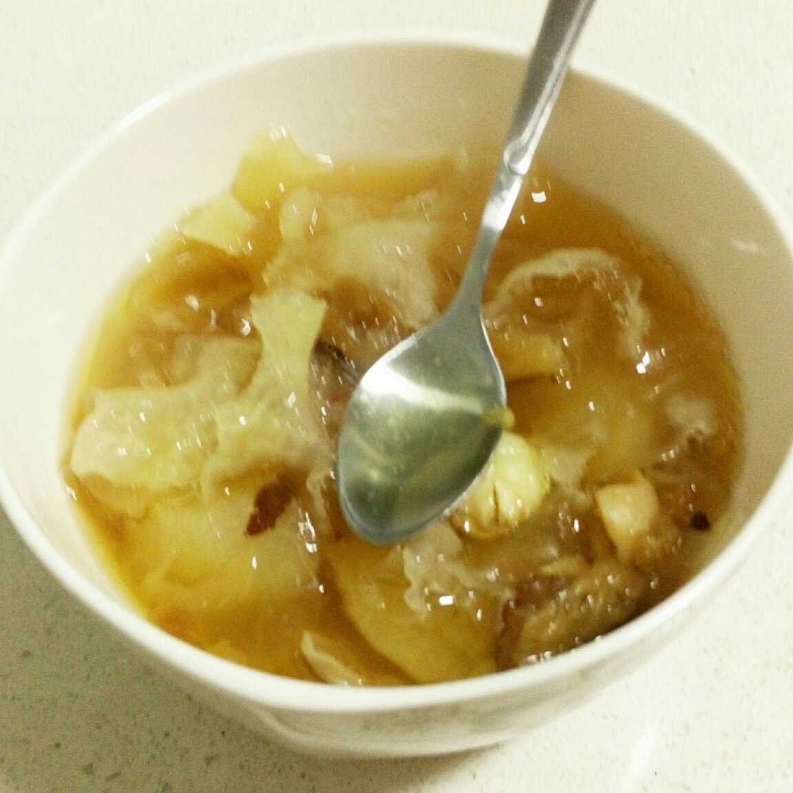 红枣银耳莲子羹