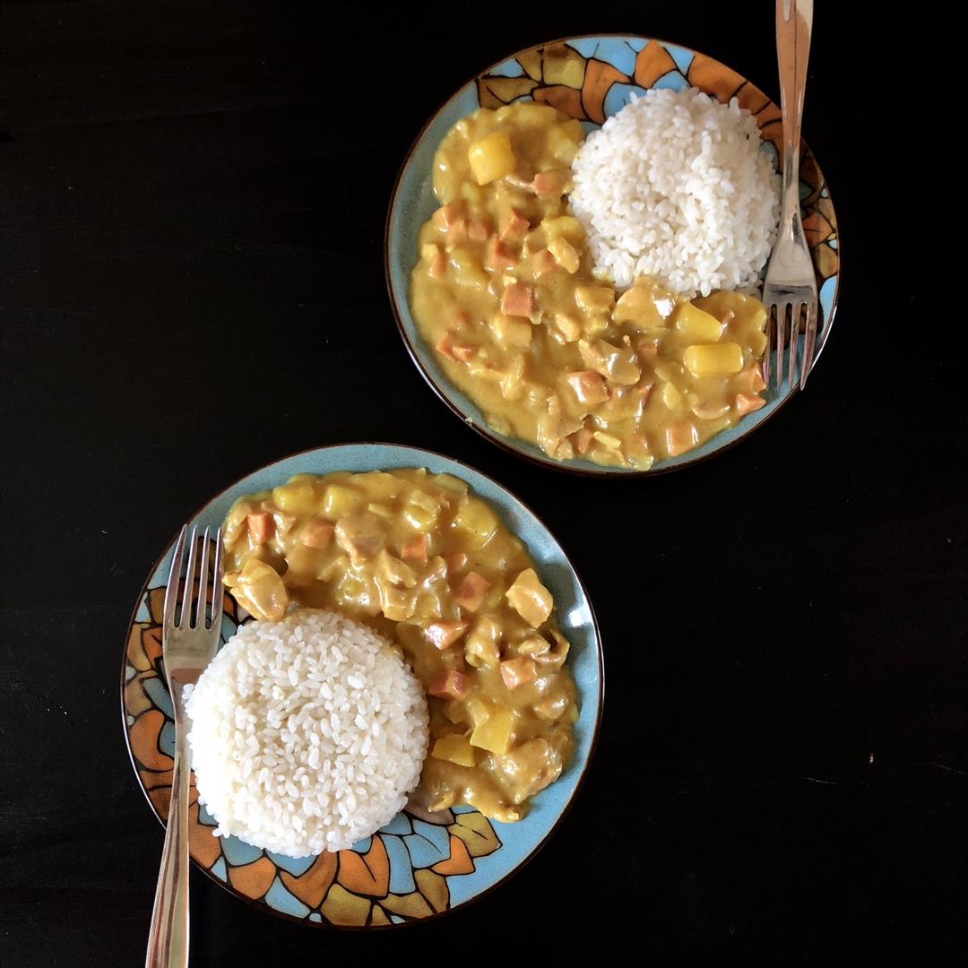 日式咖喱鸡肉饭