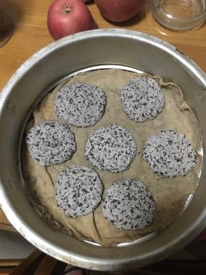 蒸黑豆渣饼的做法 步骤1