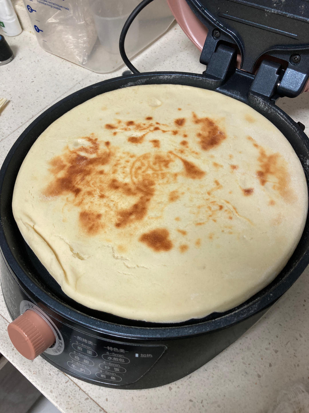 外表焦香、内里松软的发面饼