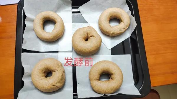 100%全麦红茶贝果
