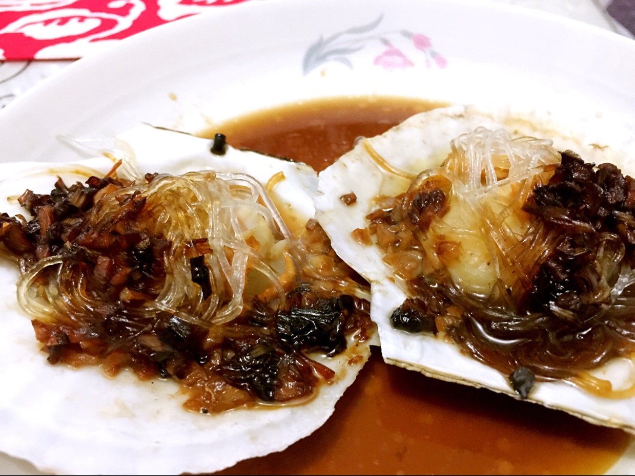 蒜蓉粉丝蒸扇贝