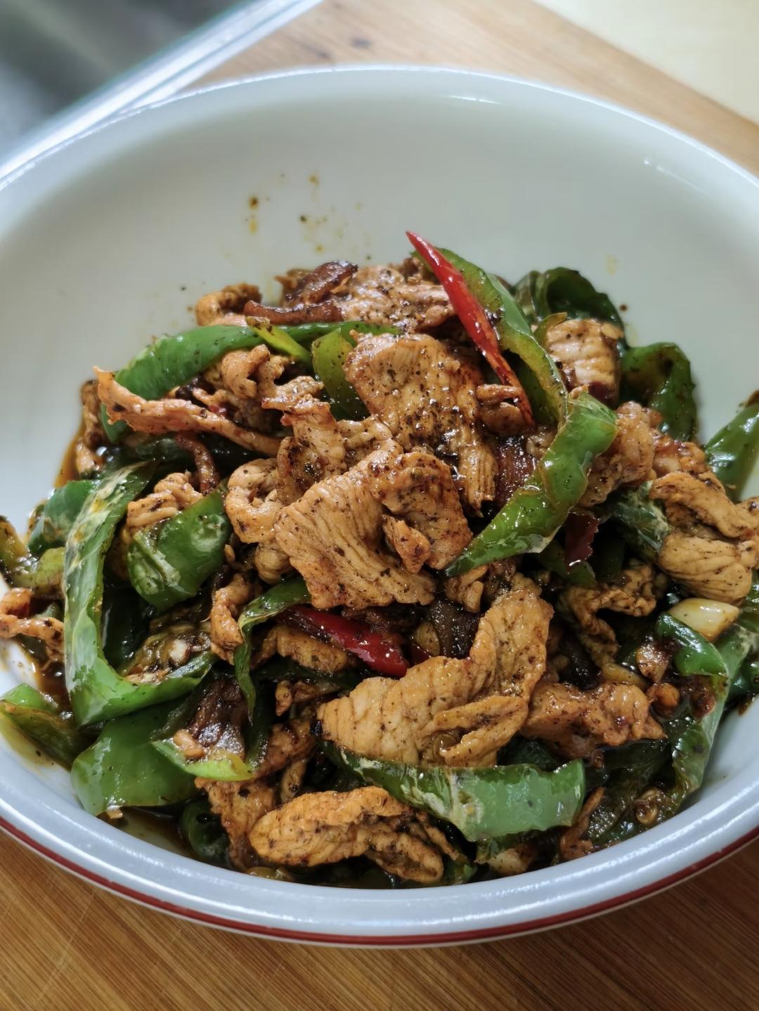 青椒炒肉做法