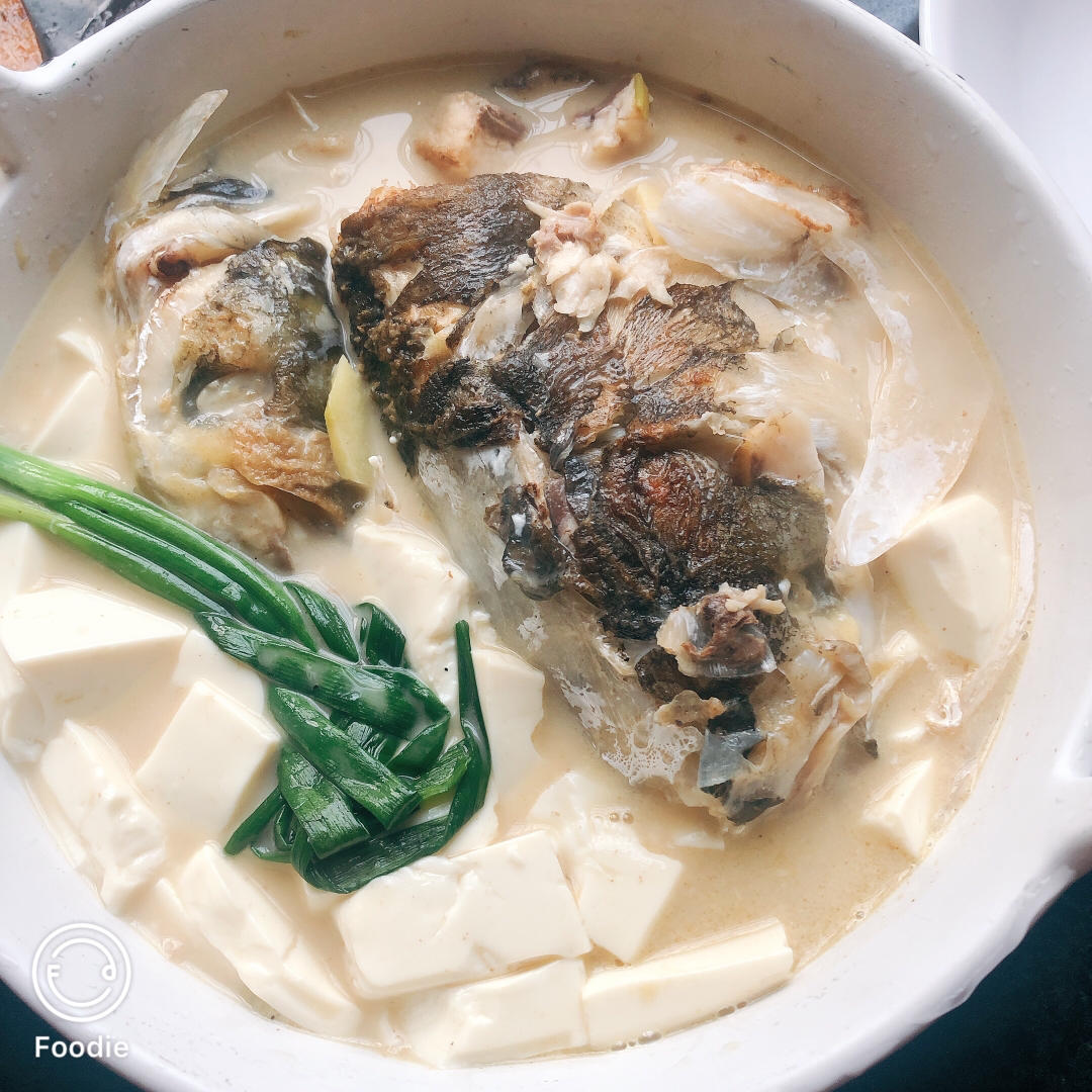 鱼头豆腐汤