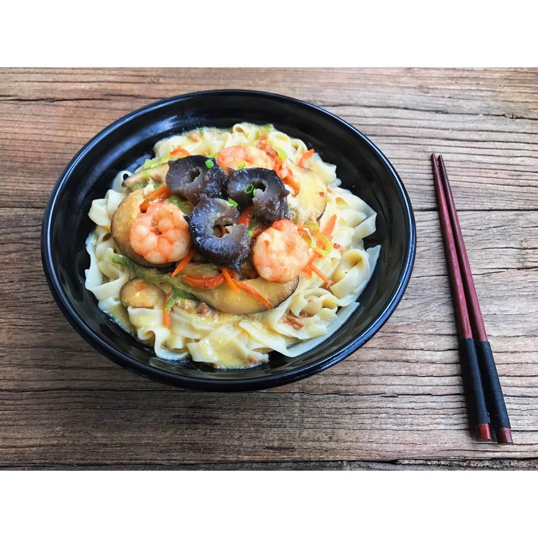 海参鲜虾鲜蔬面
