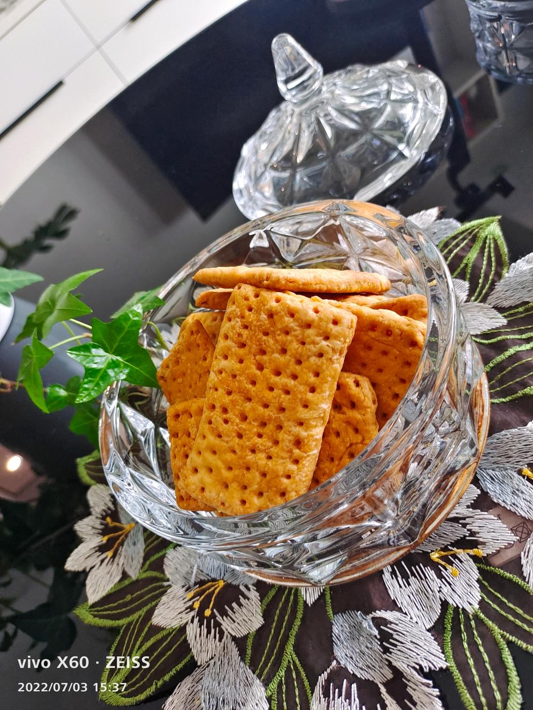 快去做！可以出摊的咸蛋黄饼干（秘方）