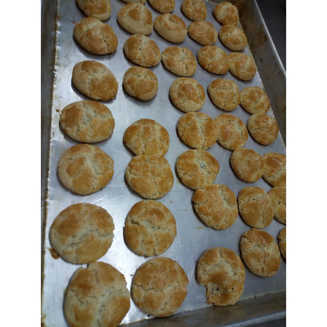 桦hua做的莲蓉甘露酥