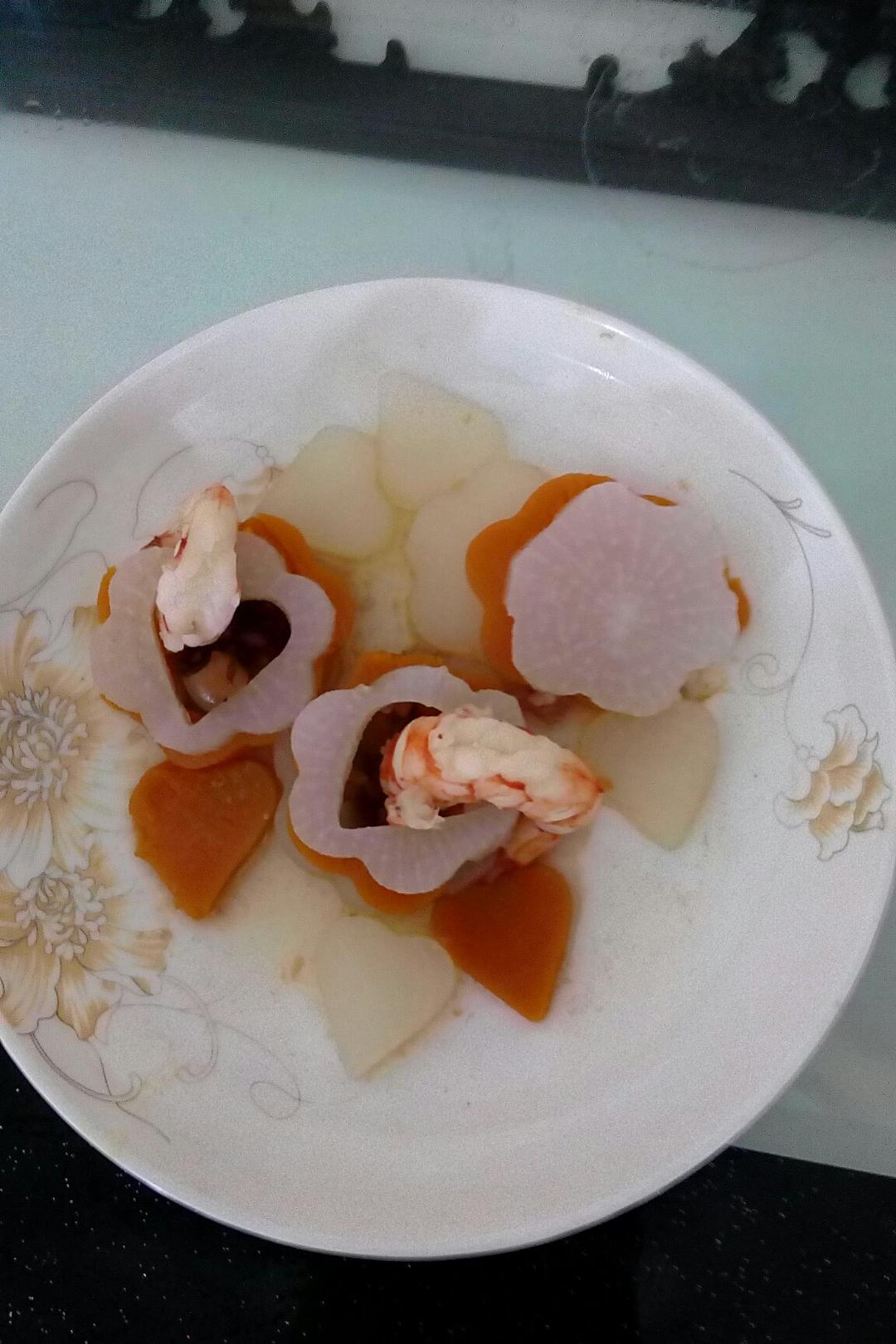 花式萝卜酿虾球