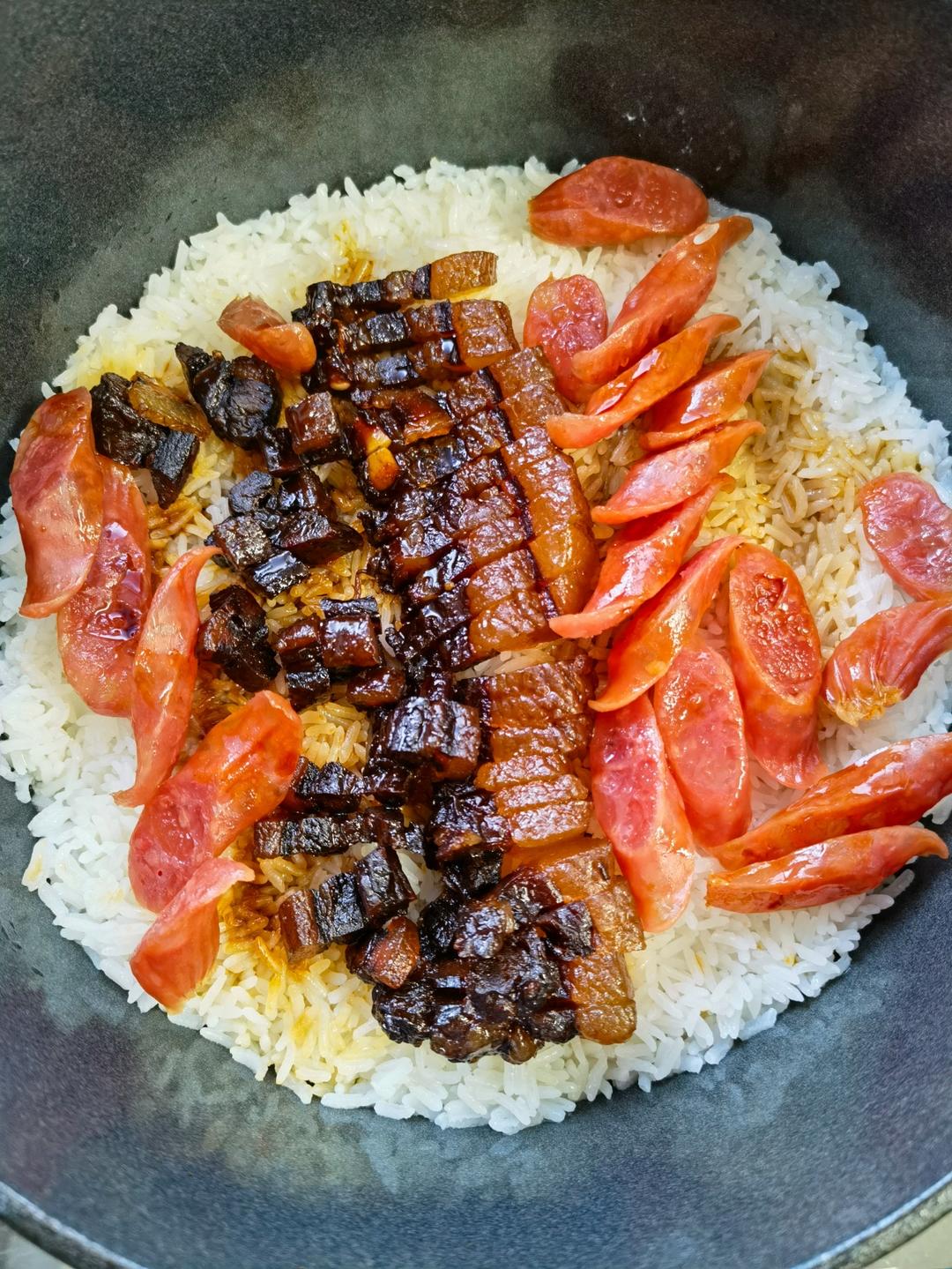 腊鸭髀煲仔饭+生炒西兰花