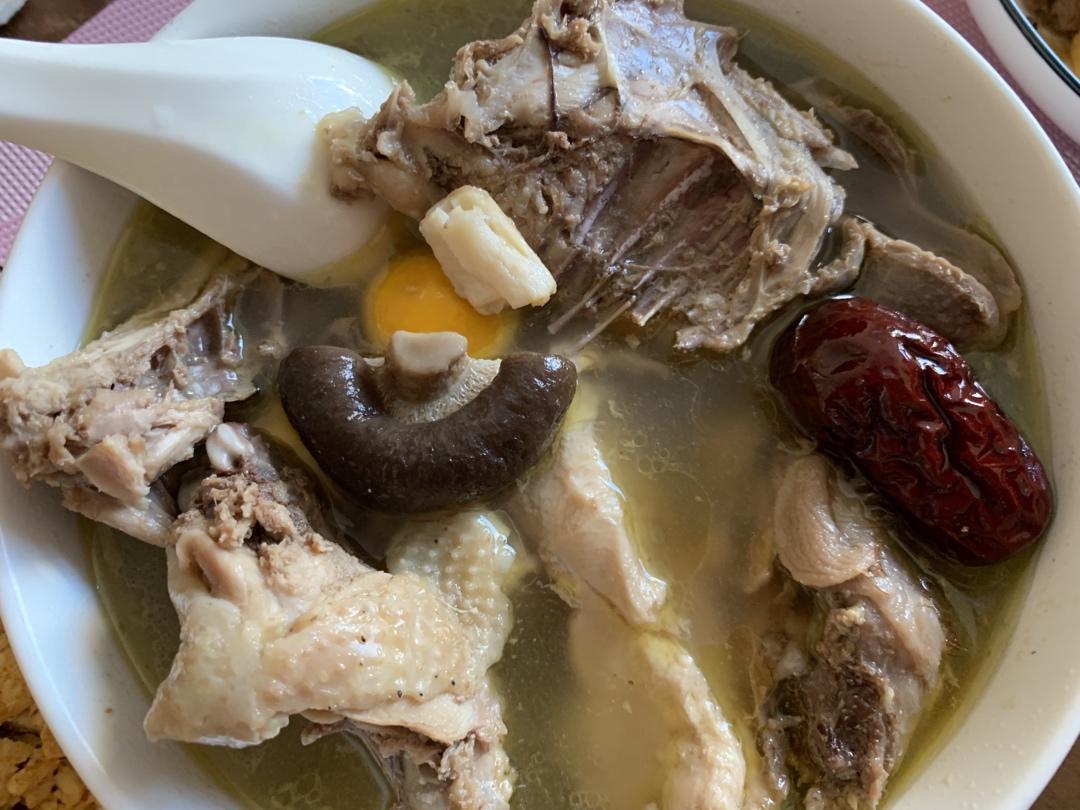 土鸡汤