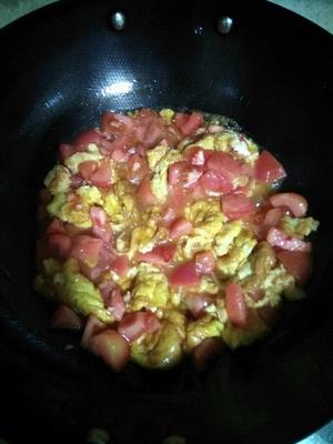 鸡蛋炒番茄毛豆（做法简单，味道巴适）的做法 步骤5