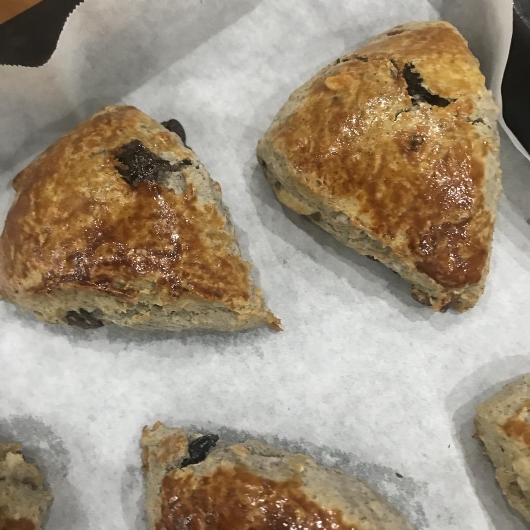 燕麦坚果果干司康