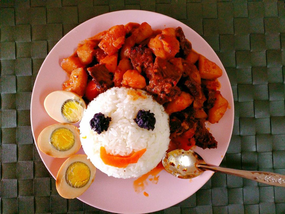 胡萝卜土豆烧牛腩