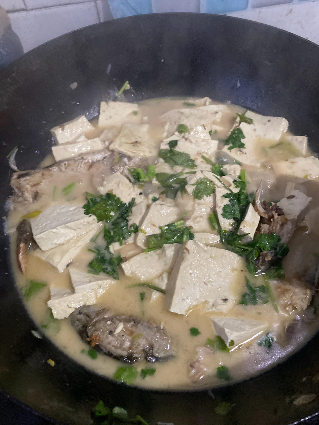 奶白鲫鱼豆腐汤|一条鱼最后的温柔