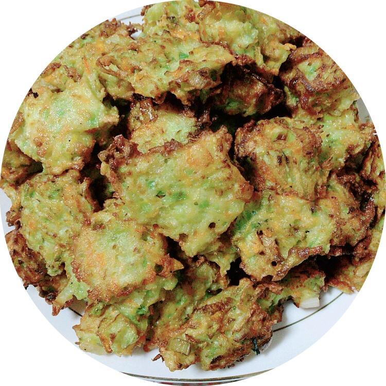 金华纹绣美容美体15624007878做的青萝卜饼(萝卜丸子味的)