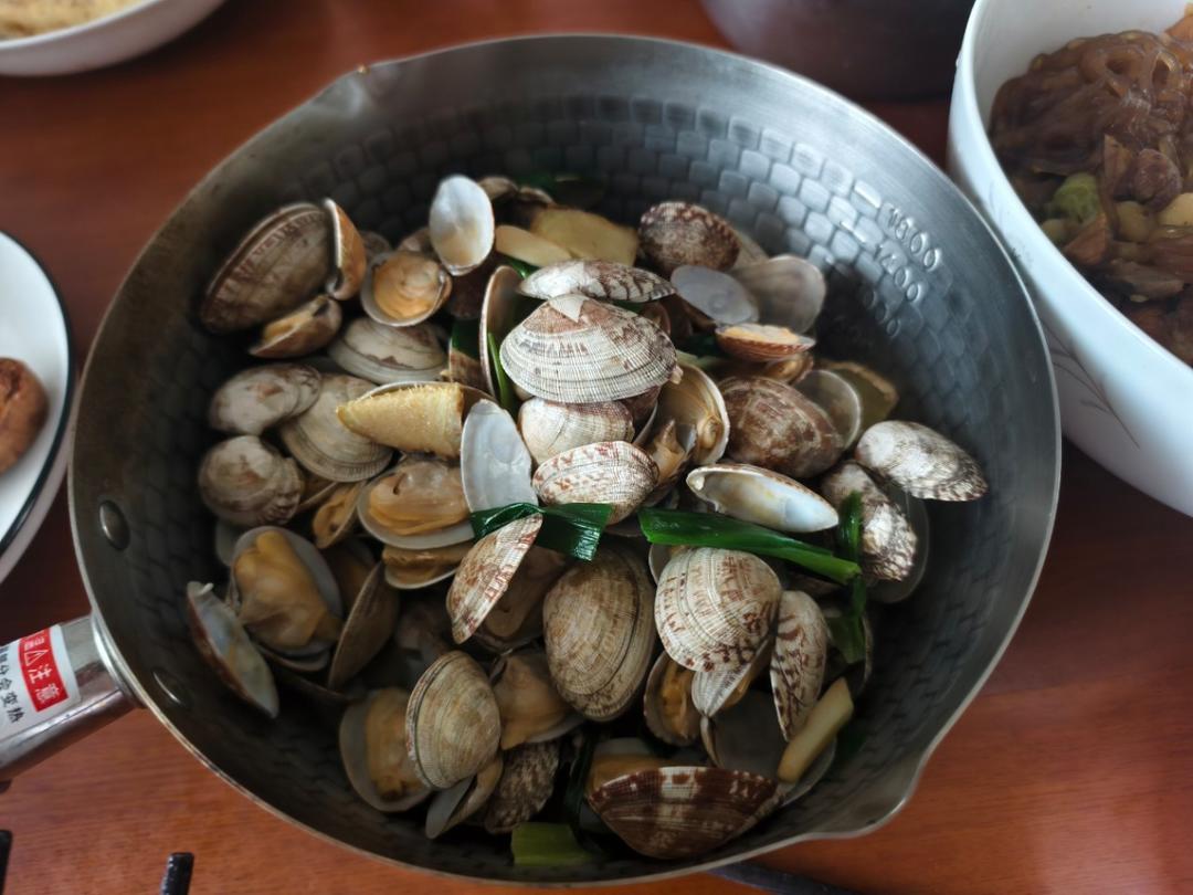 葱姜炒花蛤