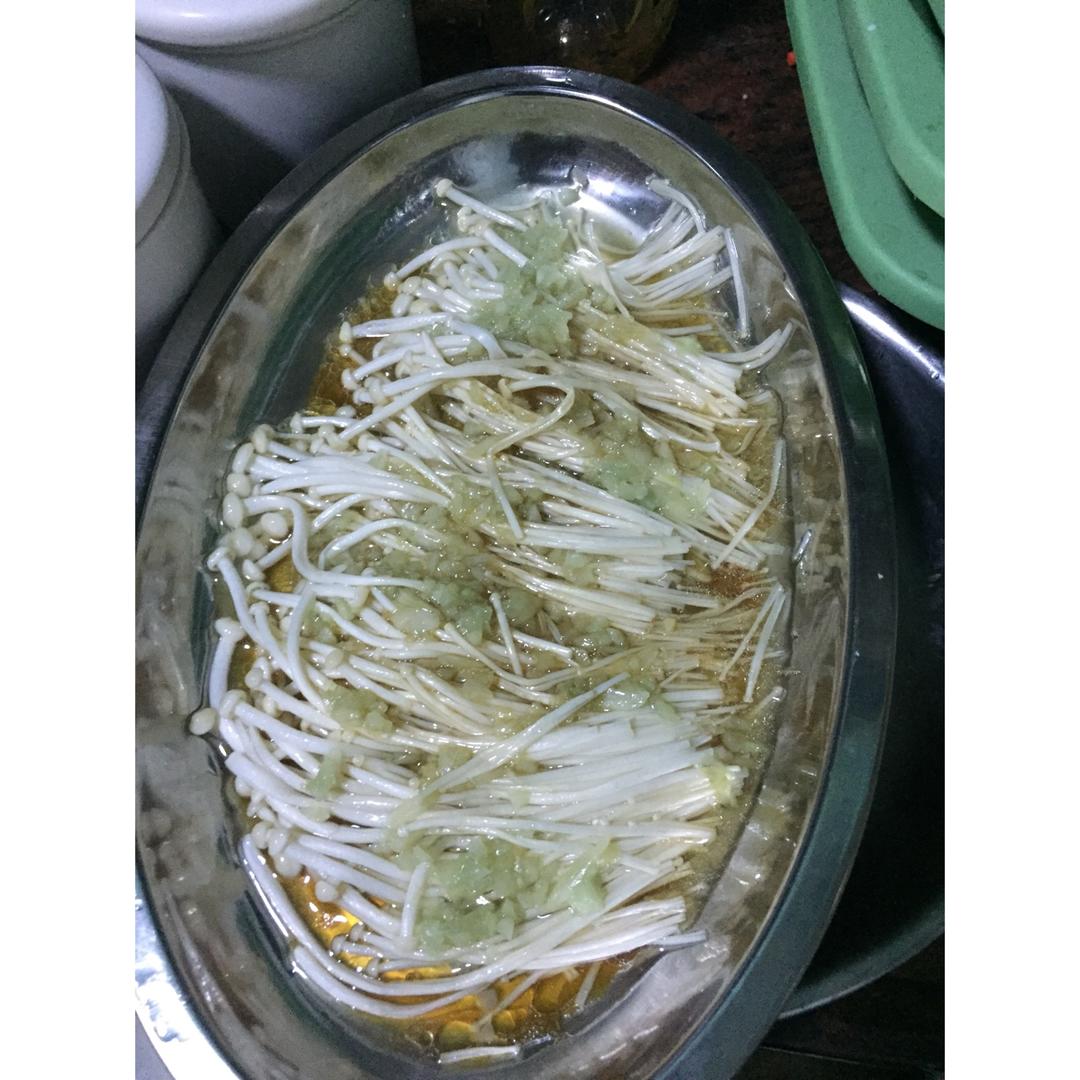 蒜蓉蒸金针菇