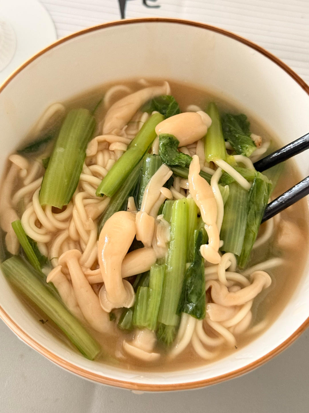 青菜蘑菇面