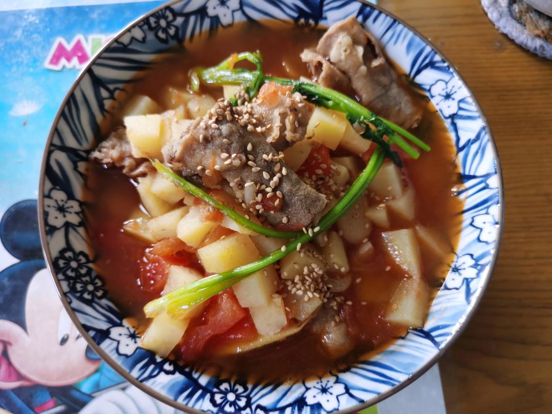 好喝开胃❗️连汤汁都不剩的番茄土豆肥牛汤。