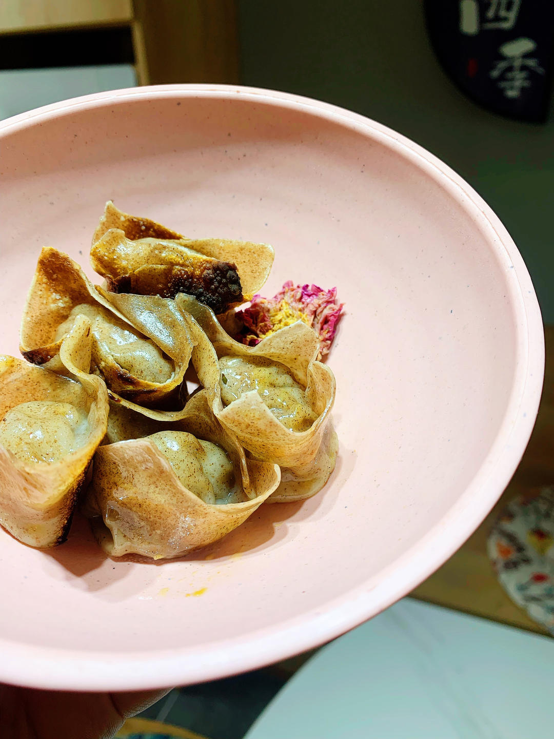 香煎槐花牛肉馄饨