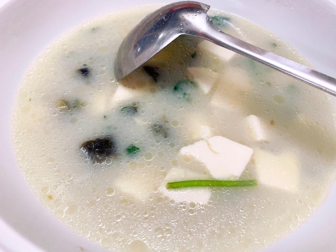 一碗能鲜回青春期的豆腐汤