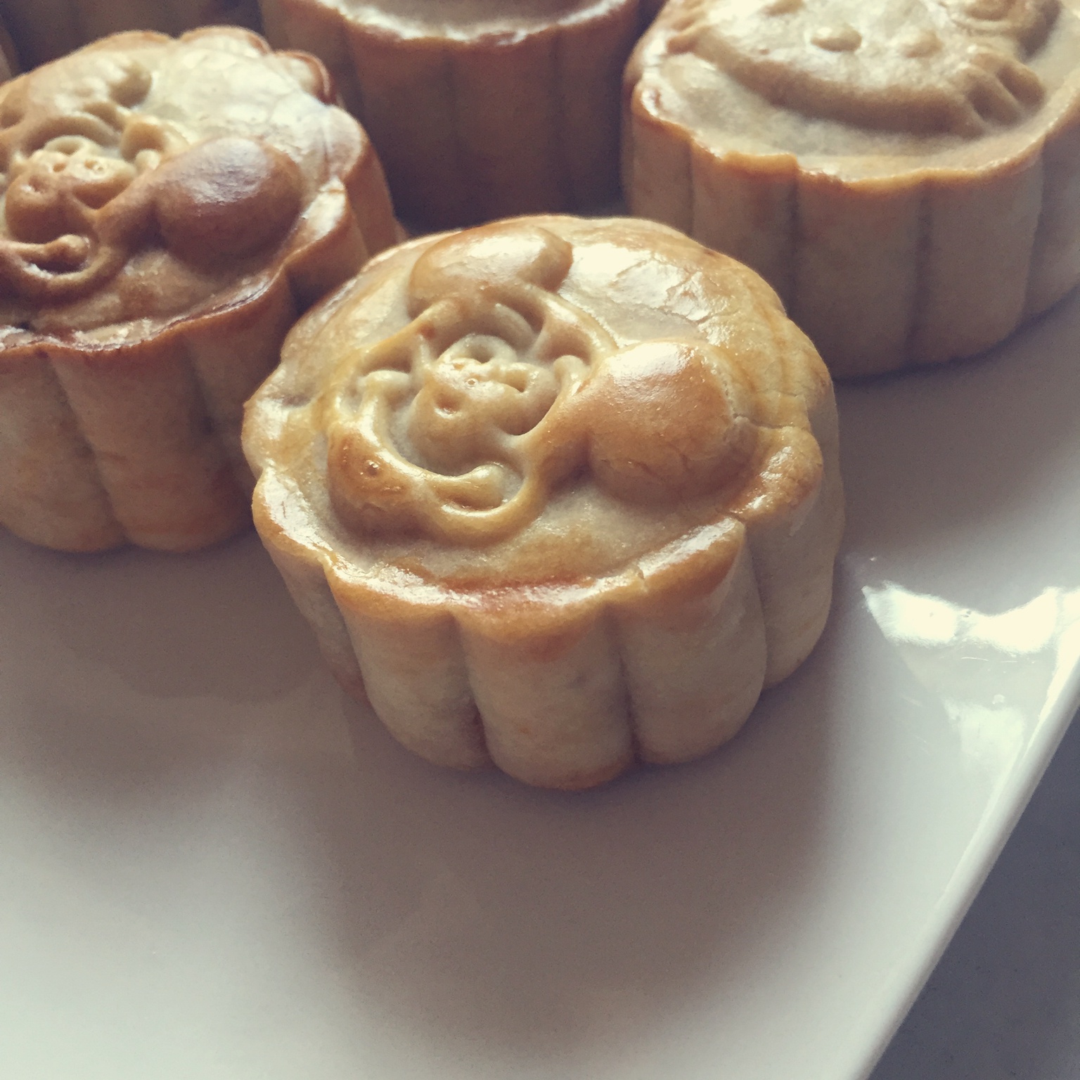 广式月饼—蛋黄莲蓉月饼
