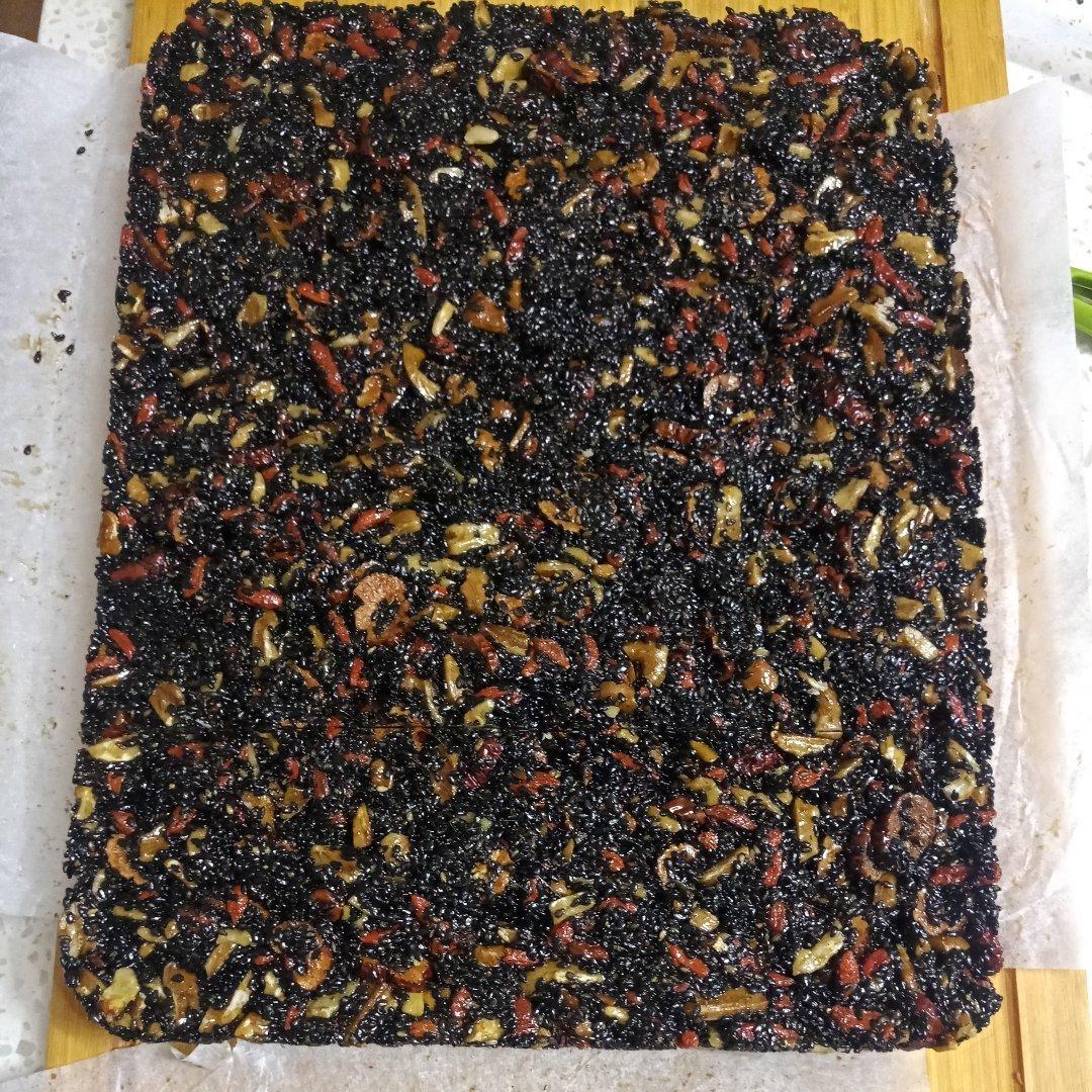 阿胶糕（固元膏）