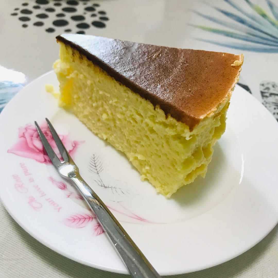 8寸轻乳酪蛋糕不开裂不缩腰