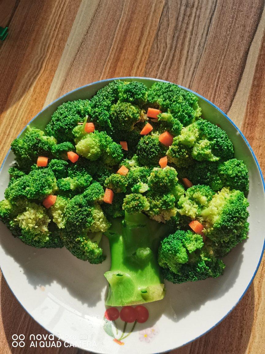 喜欢学习2894hqml做的年夜菜之吉祥发财树辣汁西兰花