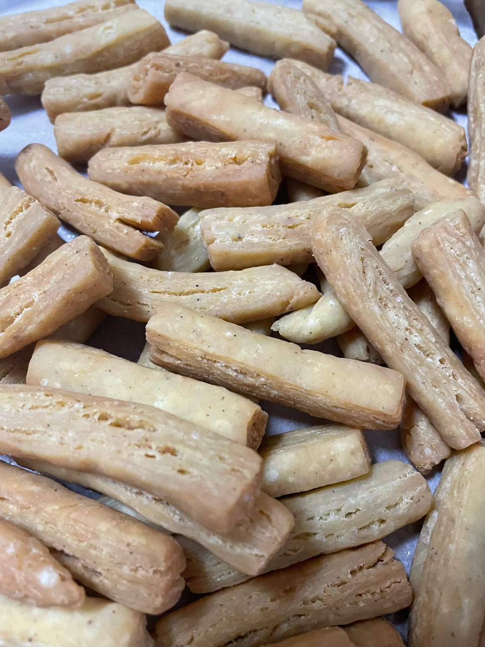 两块钱成本 轻松搞定小零食 方法简单 无需醒面发面 酥香可口 附细节视频详解