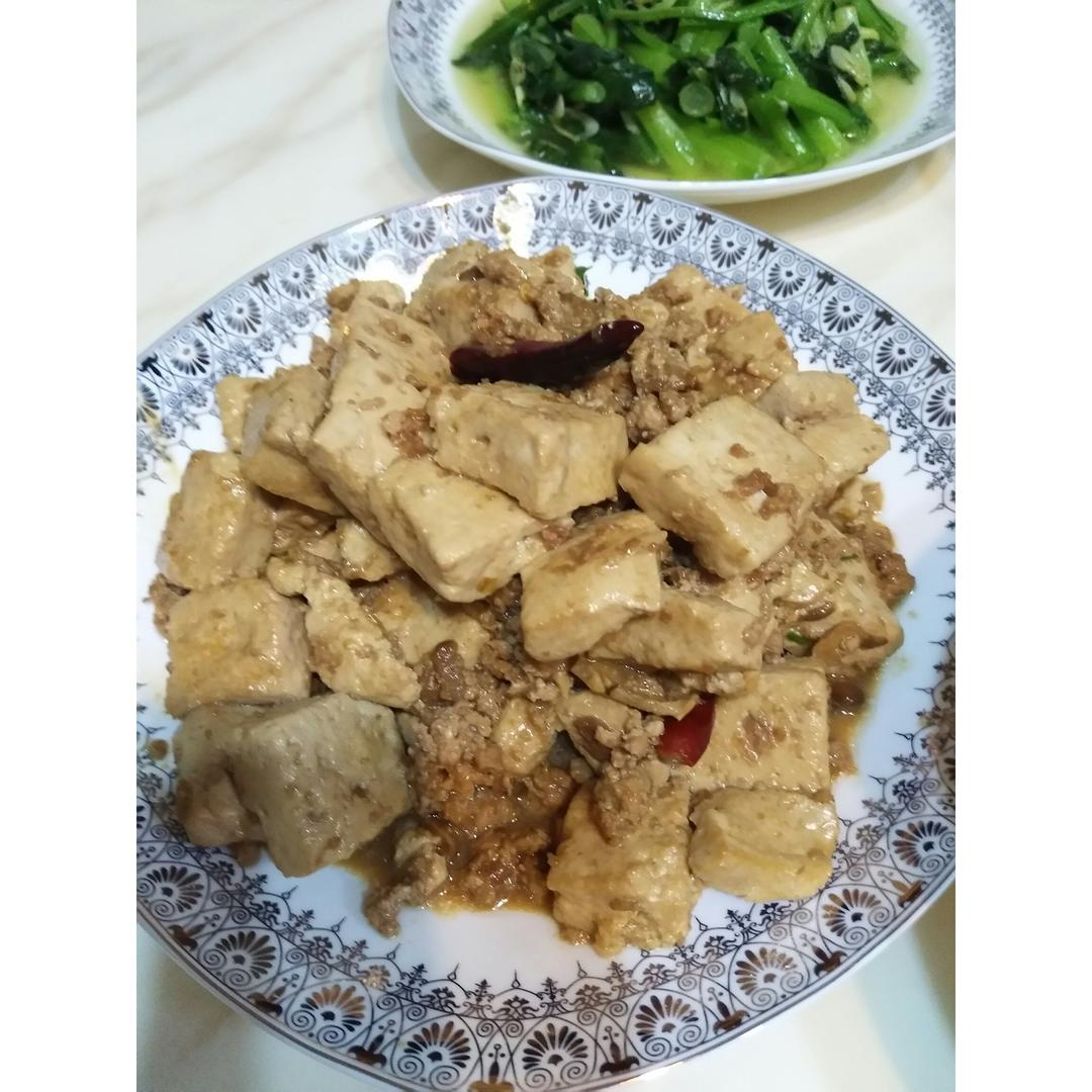 家常红烧肉末豆腐