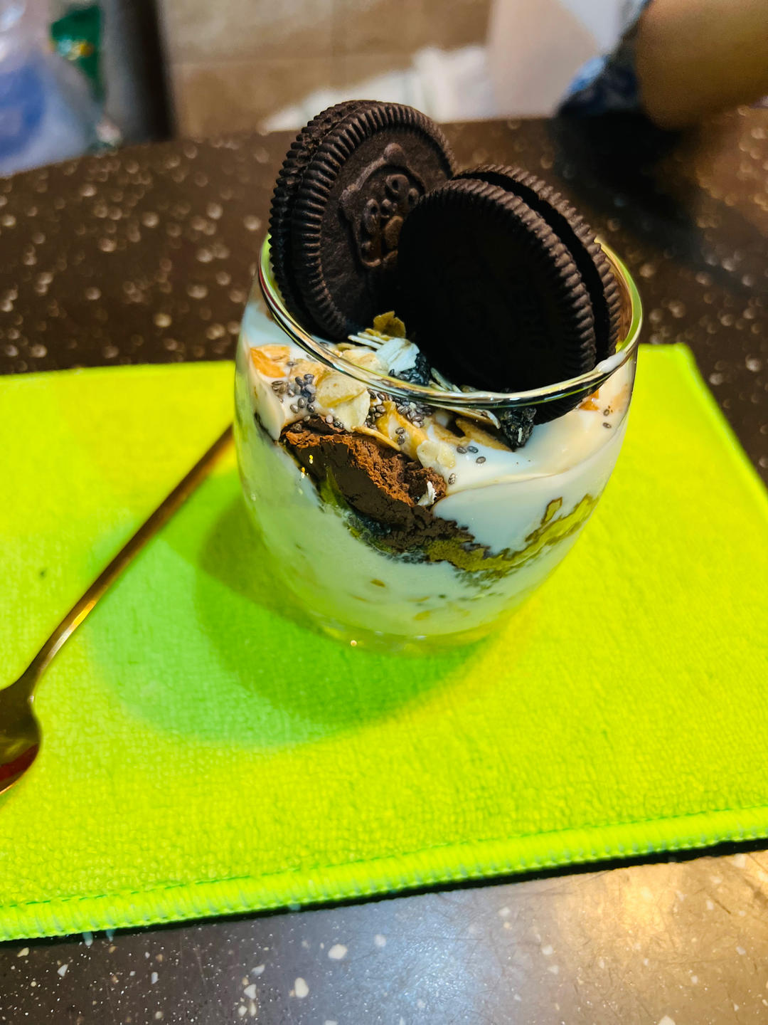 燕麦紫薯酸奶杯