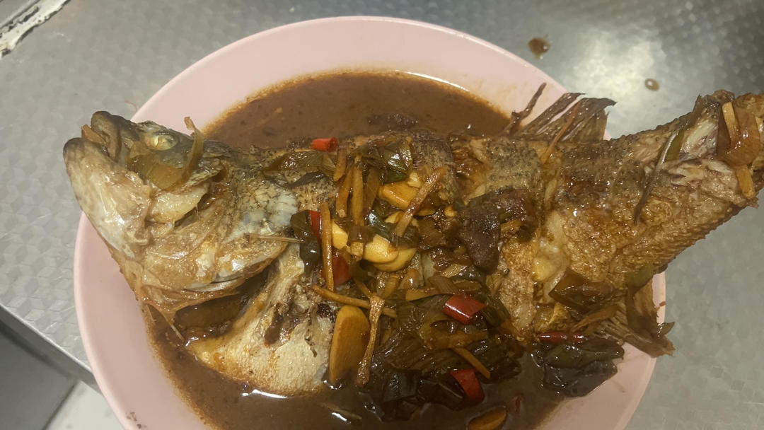 私房红烧黄花鱼，边吃边想念~