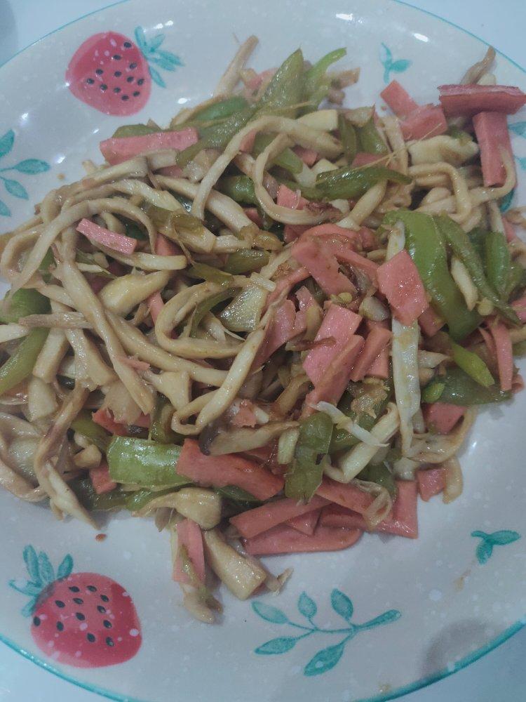 青椒素炒杏鲍菇