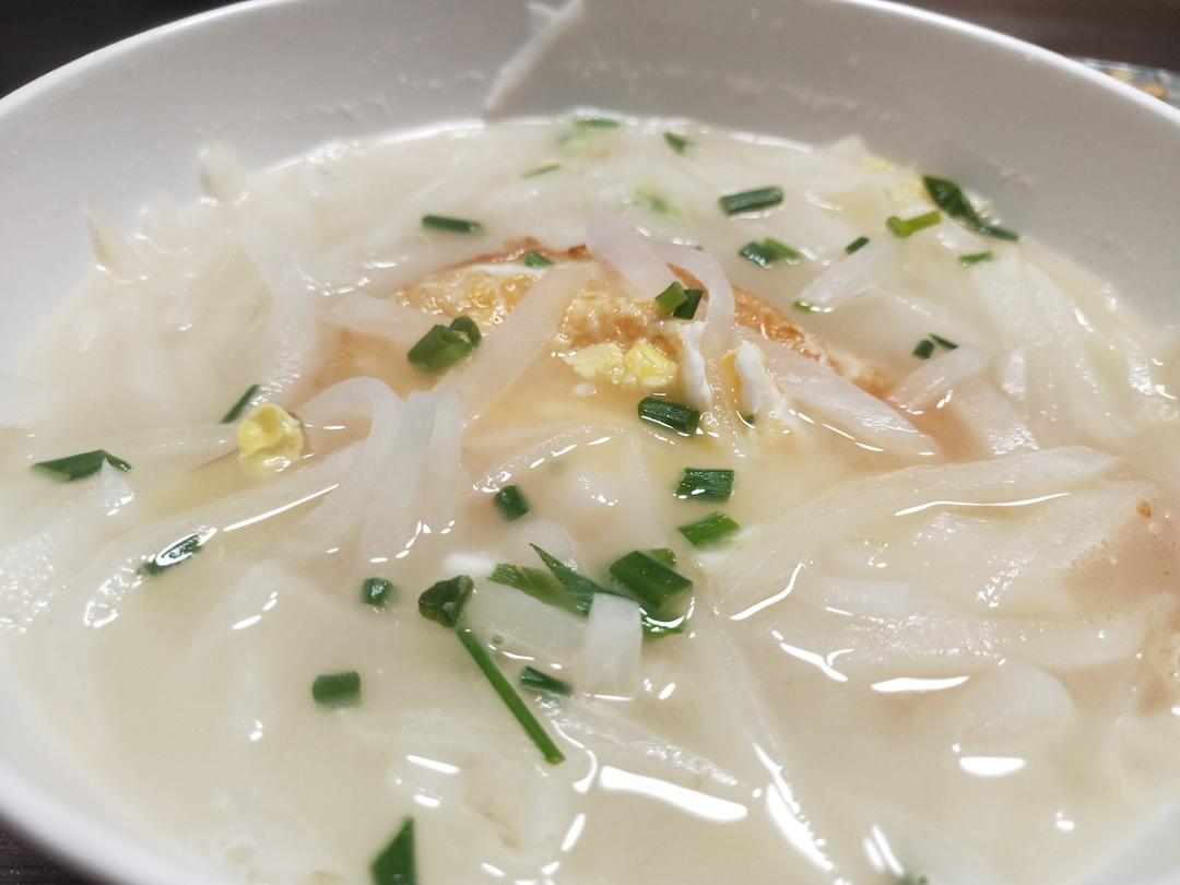荷包蛋萝卜丝汤——宝宝也爱喝的应季好汤