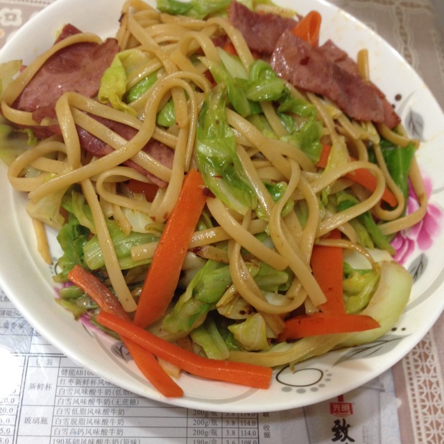 中式炒意面
