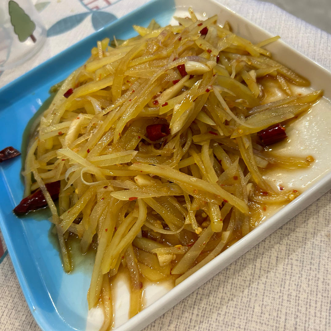 凉拌酸辣土豆丝