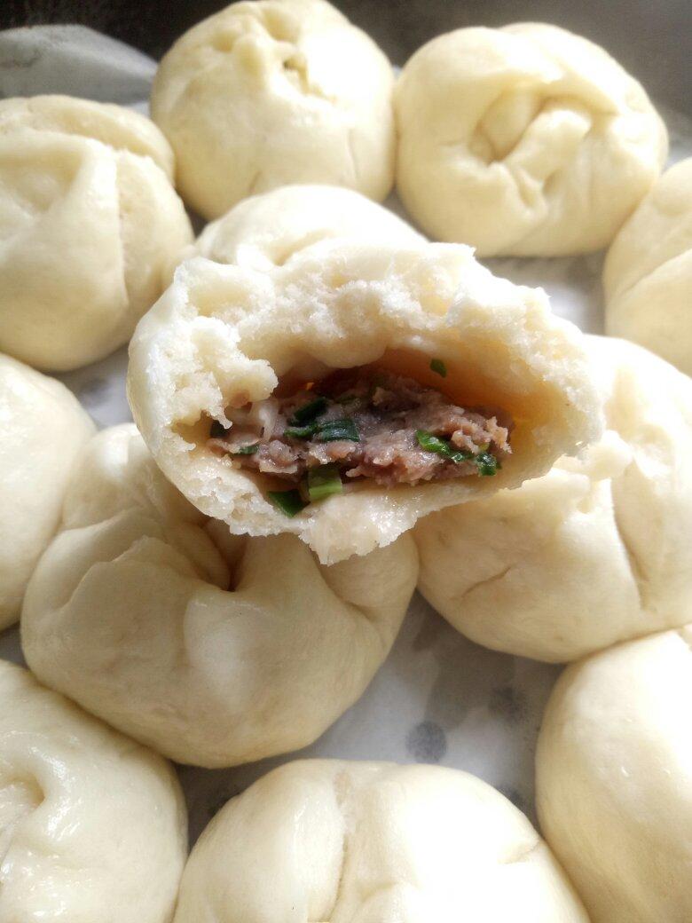 好吃流汁的肉馒头