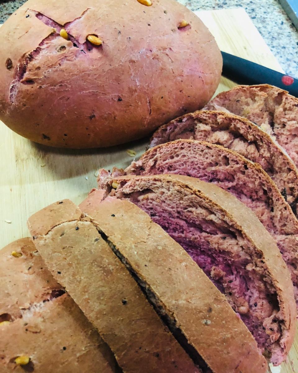 火龙果全麦软面包
