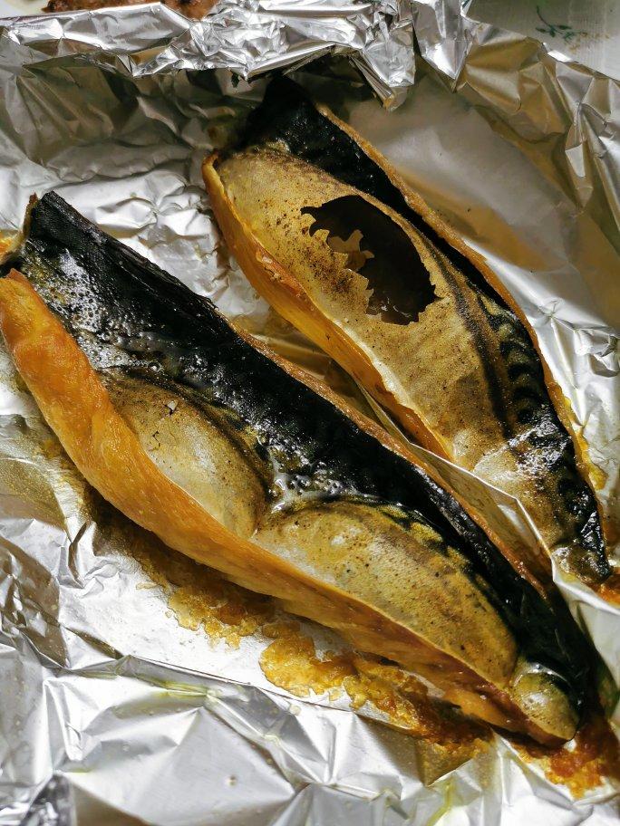 日式盐烤青花鱼