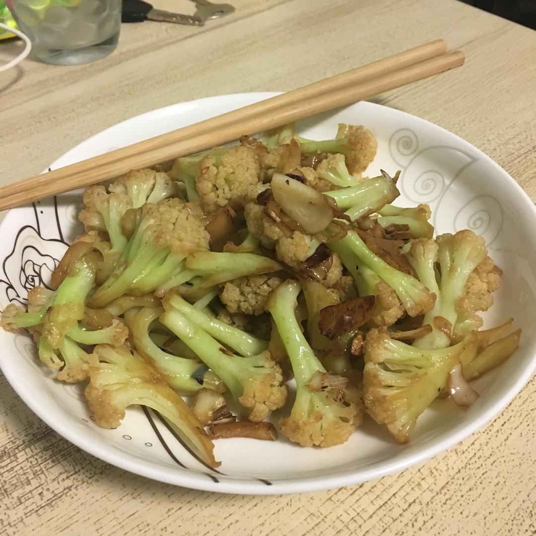 家常素炒菜花，清脆！