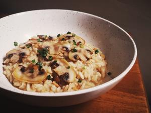 菌菇高汤烩饭的做法 步骤6