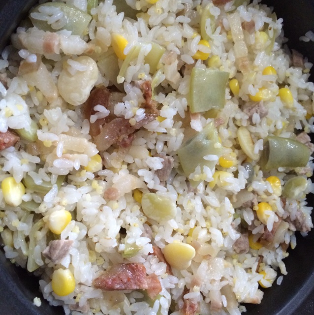 扁豆腊肉焖饭