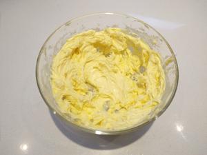 意式奶油霜蛋糕的做法 步骤18