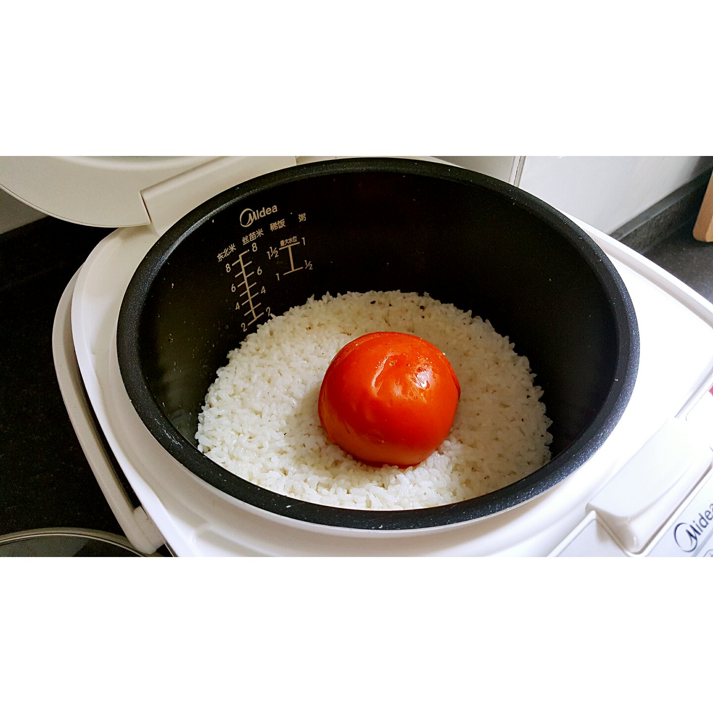 整个番茄饭