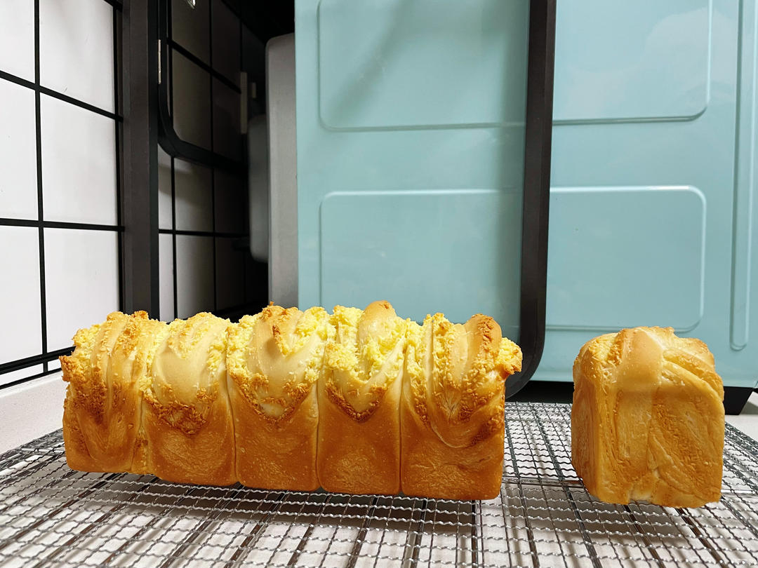 椰香满满的椰蓉土司~