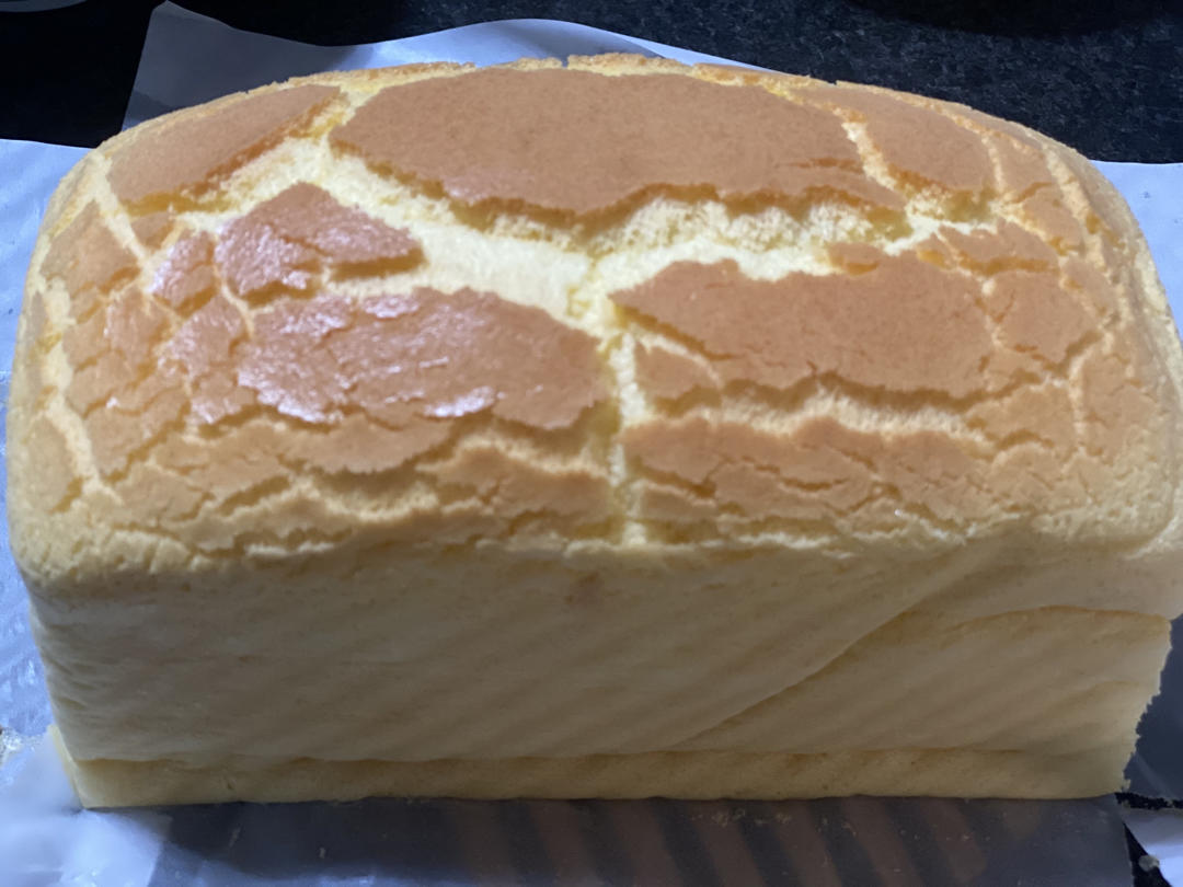 堪比柯基屁股
爆浆芝士🧀古早蛋糕