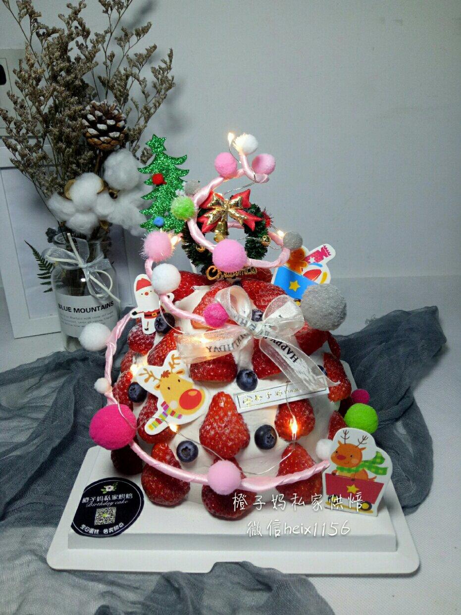 圣诞草莓蛋糕