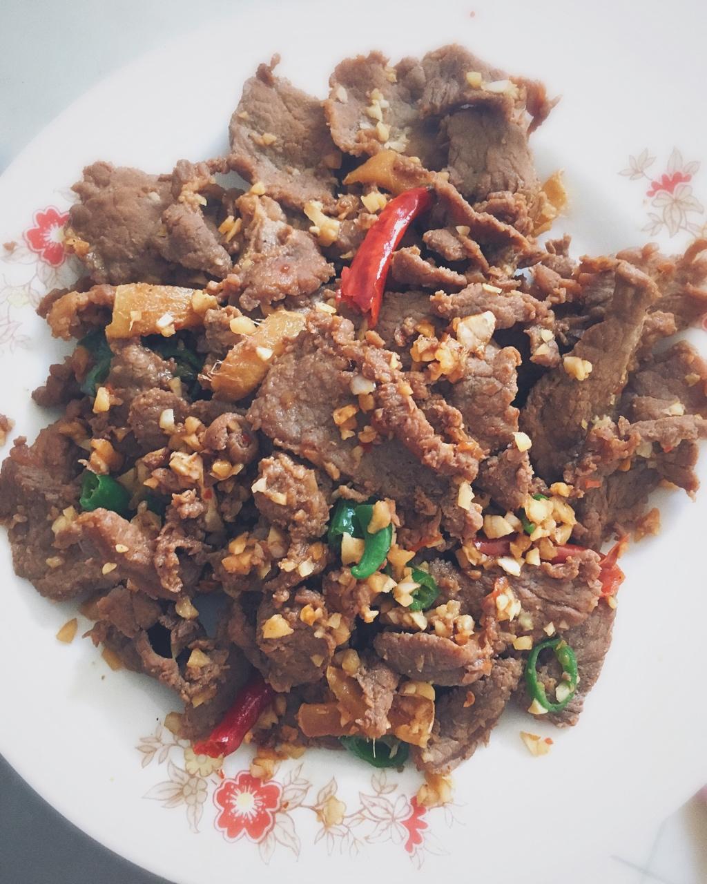 小炒牛肉