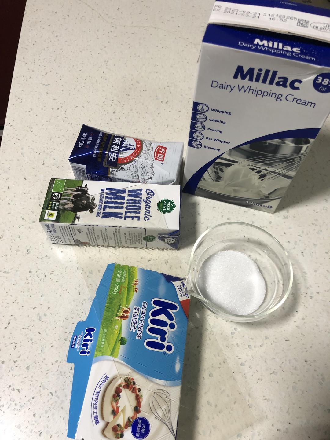 纯奶手撕吐司的做法 步骤1